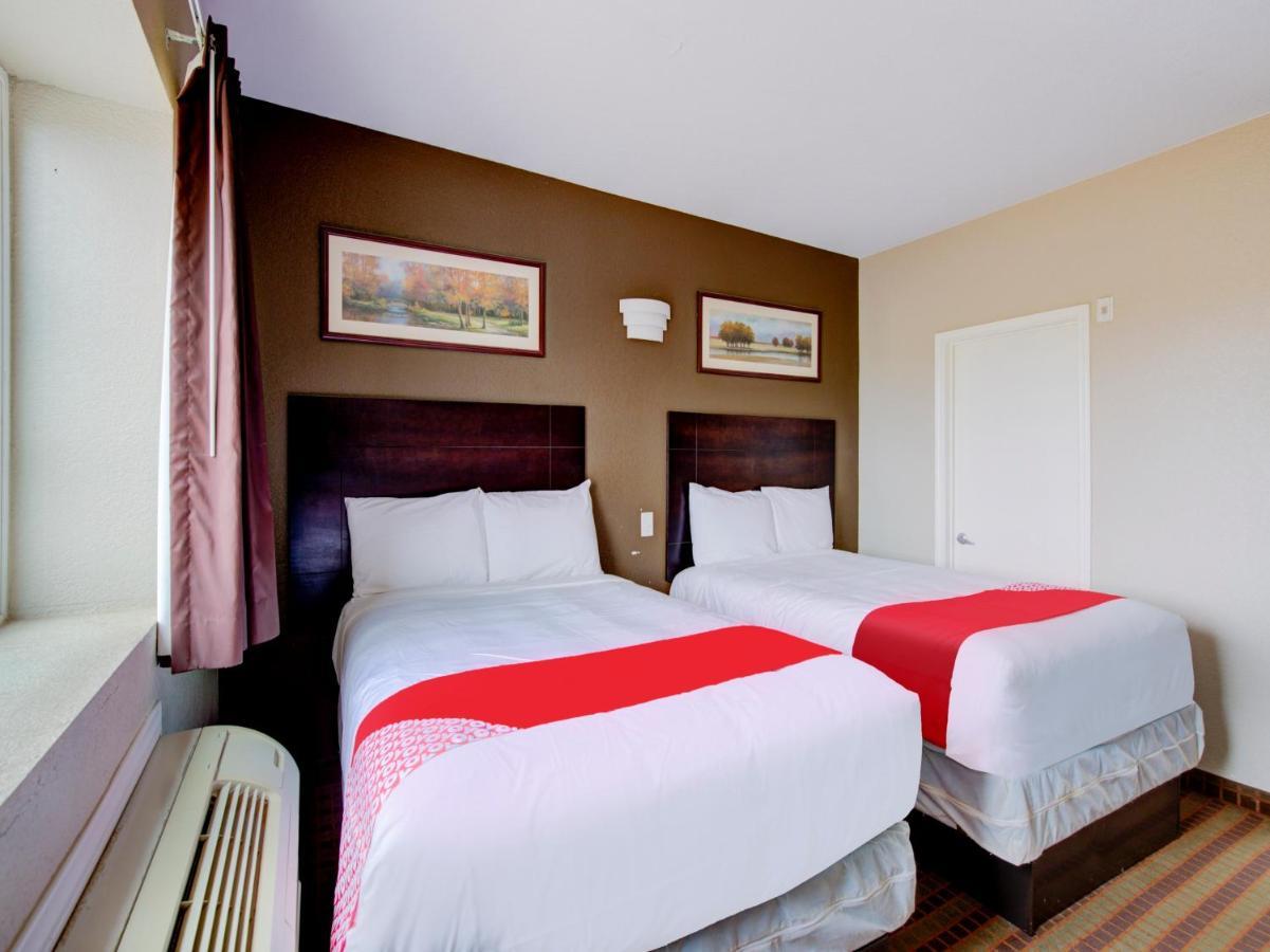Hotel Dilley Grand Buitenkant foto