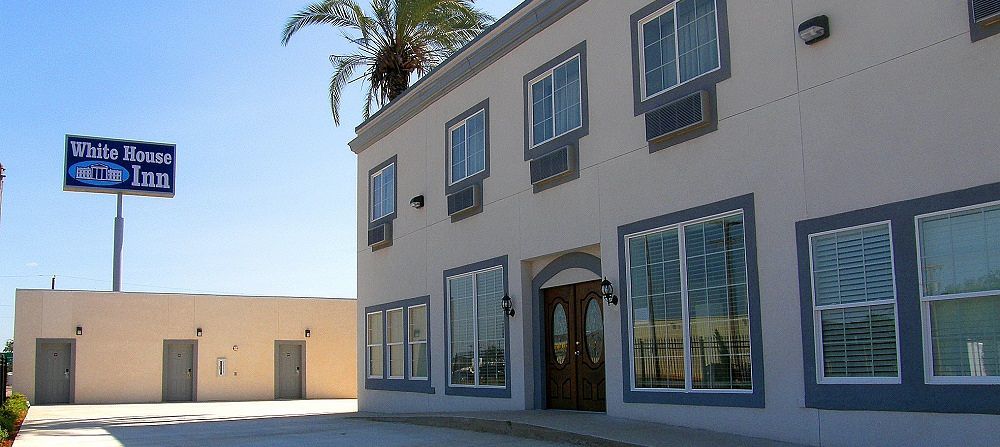 Hotel Dilley Grand Buitenkant foto